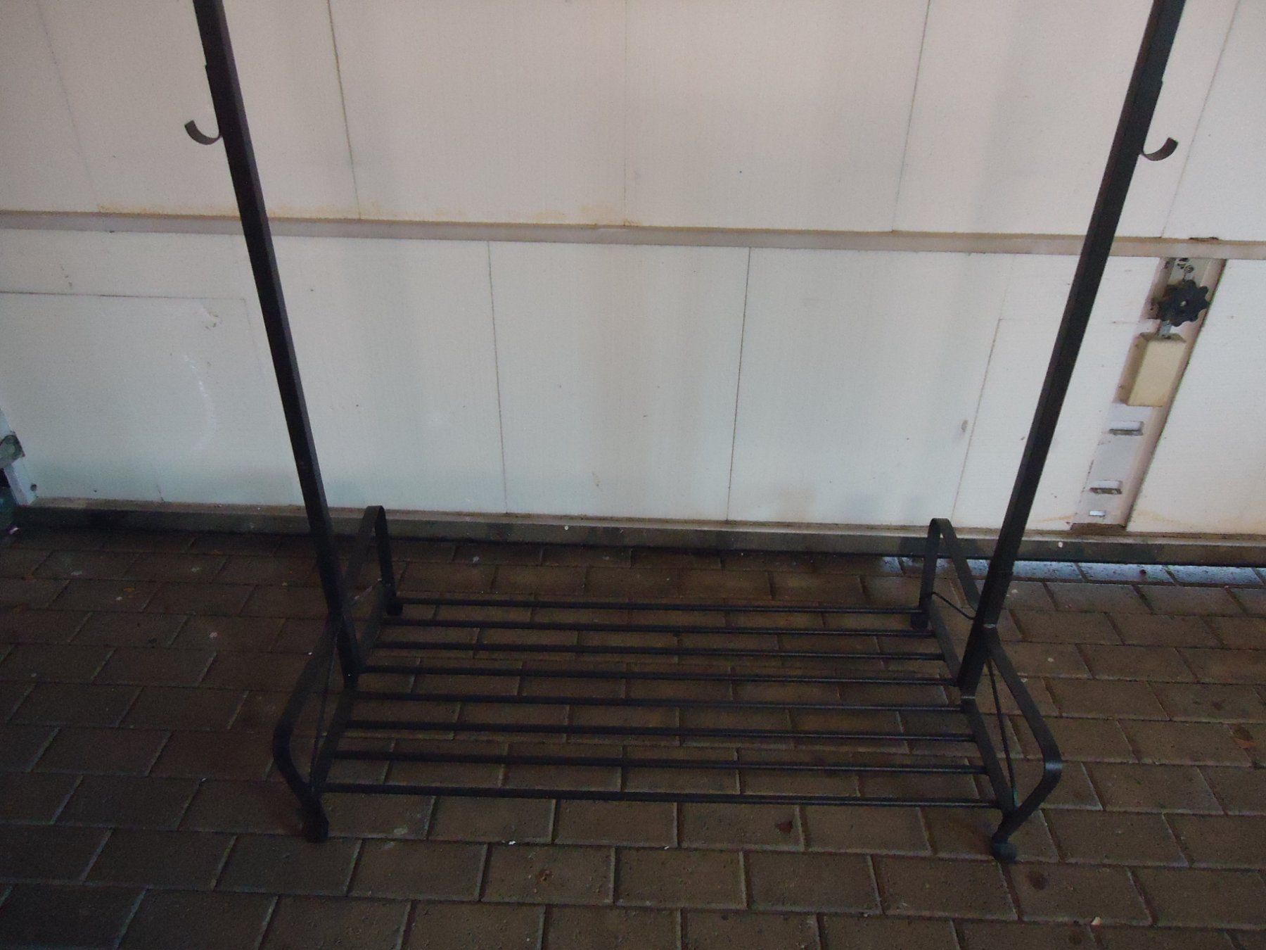 Porte manteau: Garderobe Ständer aus Metal – D'occasion à St. Erhard par Peschebo