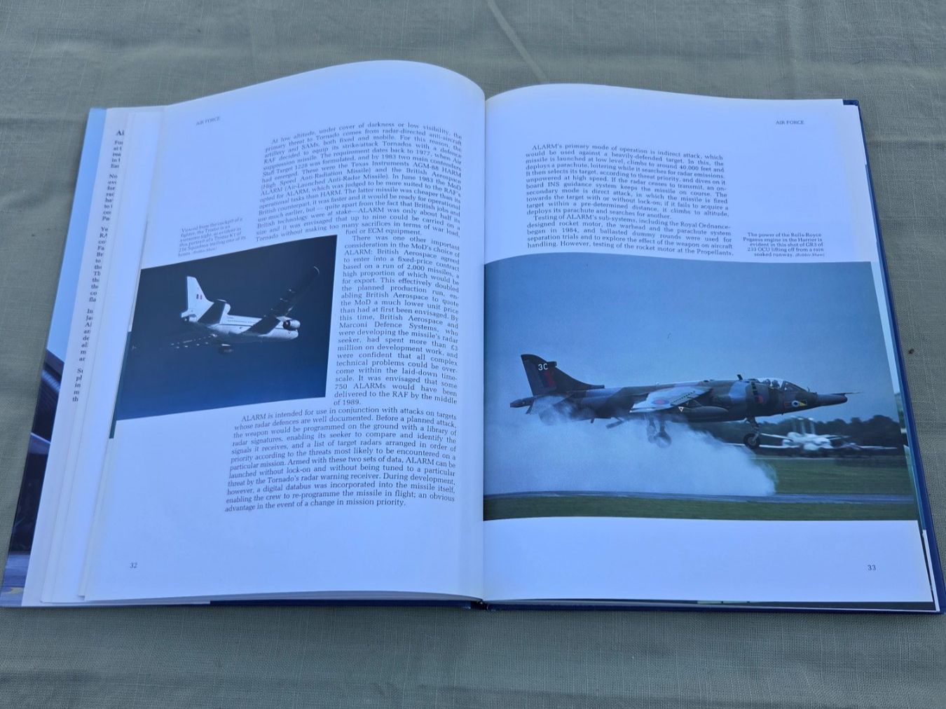 Libri: Air Force - The RAF in the 1990s – Usato da Hünenberg venduto da pma_dm5g 2