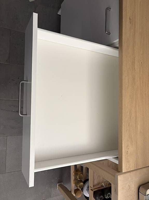 Cucine complete: Küchenmöbel weiss – Usato da Ostermundigen venduto da NiSc 2