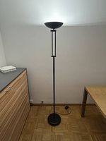 Lampadaire noir réglable en hauteur  190 cm
