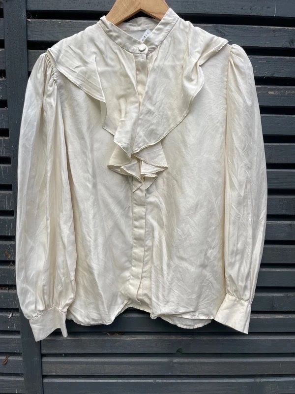 Sandro Camicette: Sandro silk shirt size 36. – Usato da Yverdon-les-Bains venduto da pen_bbz8
