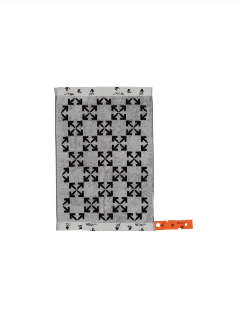 Badetücher: Off-White limited Towel Set by Virgil Abloh 100% original – Neu und originalverpackt aus Thun von Miam_ 2