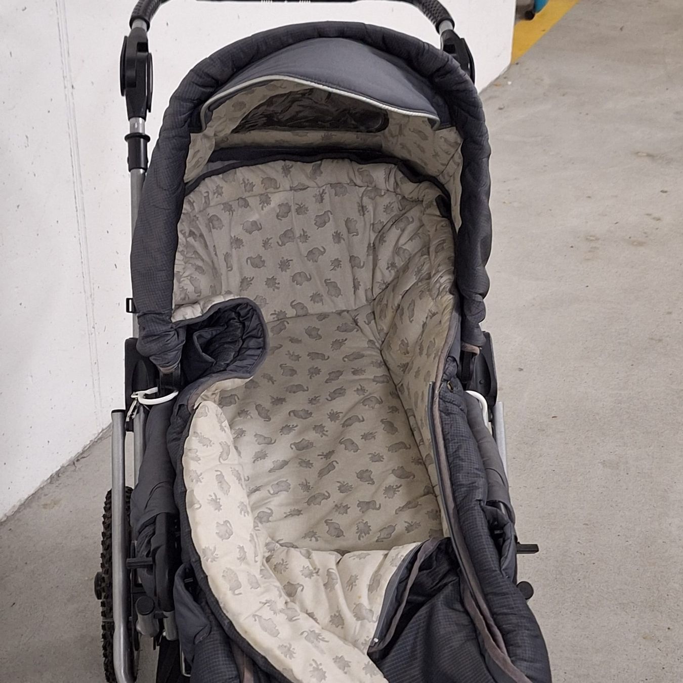 Teutonia Kinderwagen: Teutonia Kinderwagen – Gebraucht aus Oberwil (Dägerlen) von lau_6y27 1