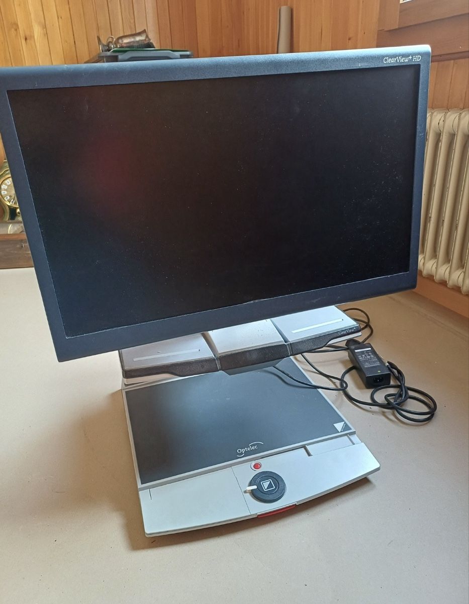 Monitor: Optelec ClearView+ Bildschirmlesegerät – Usato da Baar venduto da stef96