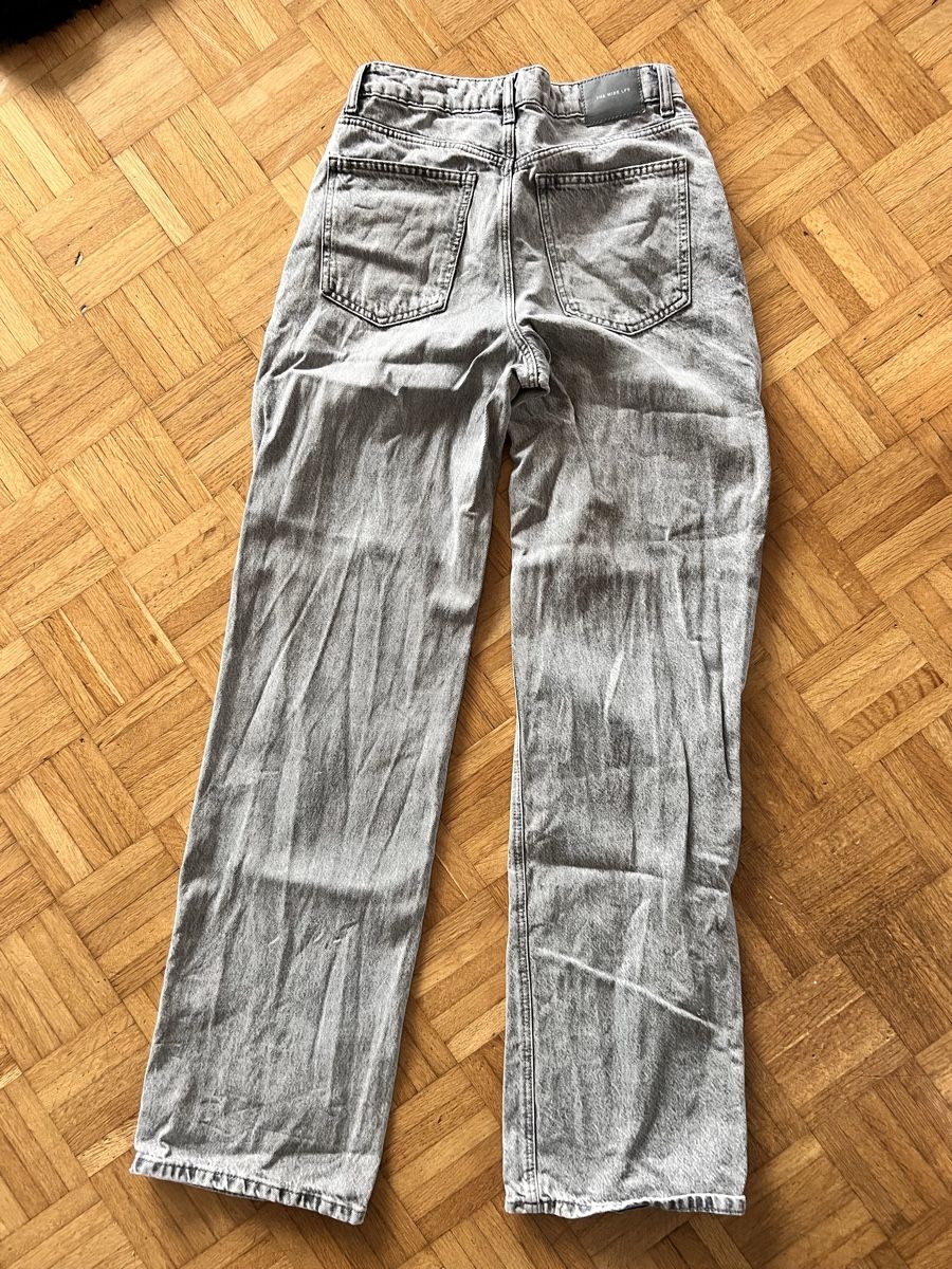 Jeans: Hellgraue Wide Leg Jeans 36 – Usato da Heimberg venduto da celi_w 1
