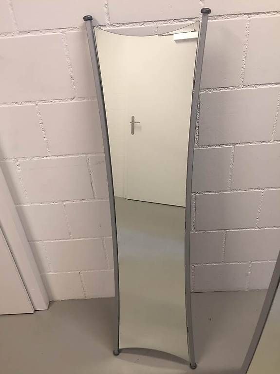 Specchi: Moderner Wandspiegel – Usato da Bellmund venduto da Inside770