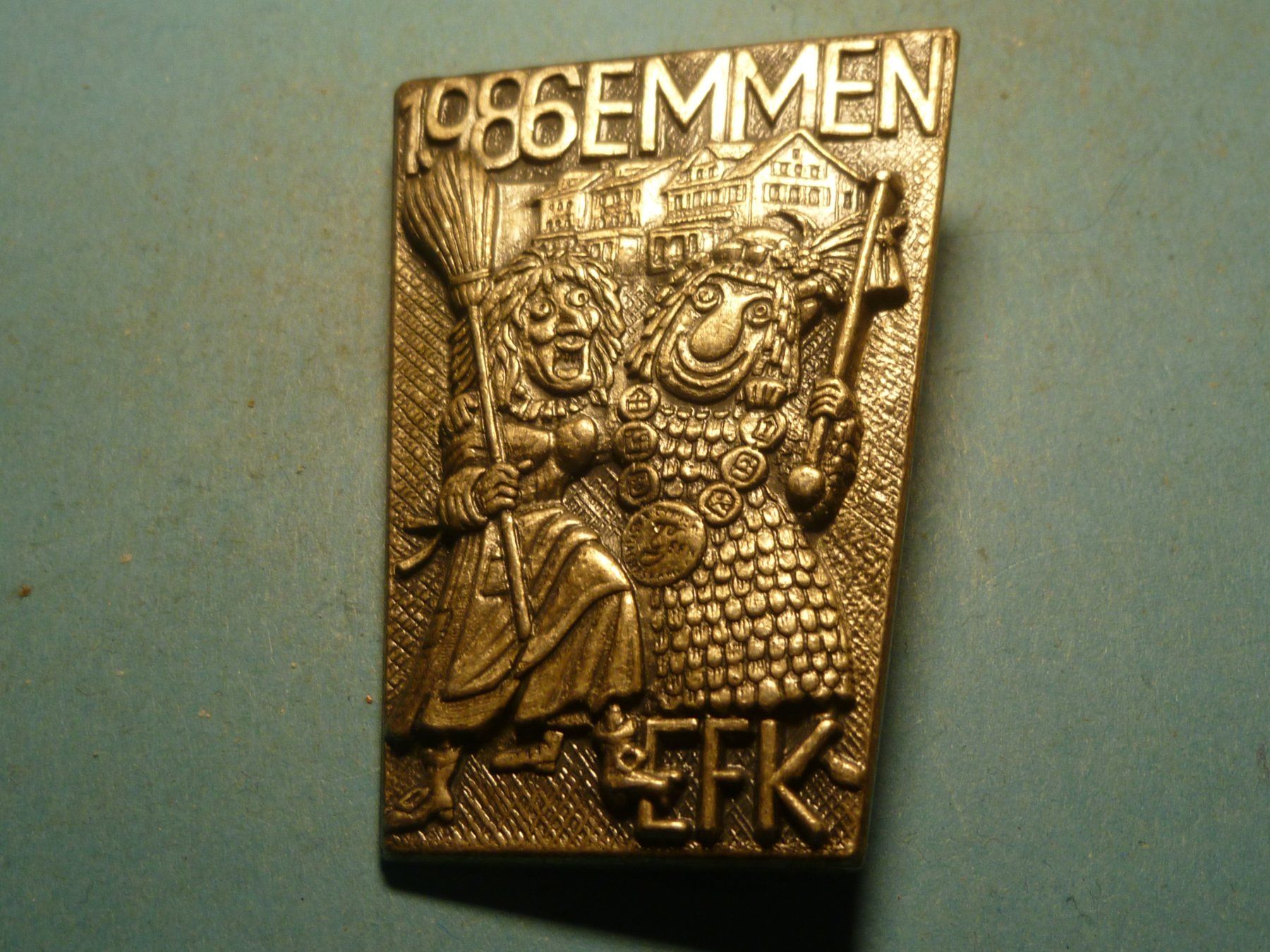 Placchette & Badge: EMMEN 1986 SILBER – Usato da Ried (Muotathal) venduto da Mandarin02