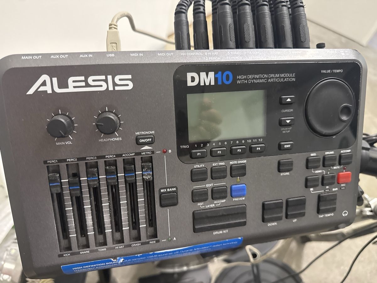 Alesis Strumenti musicali: Alesis schlagzeug  – Usato da Strengelbach venduto da Nusskopf09 1