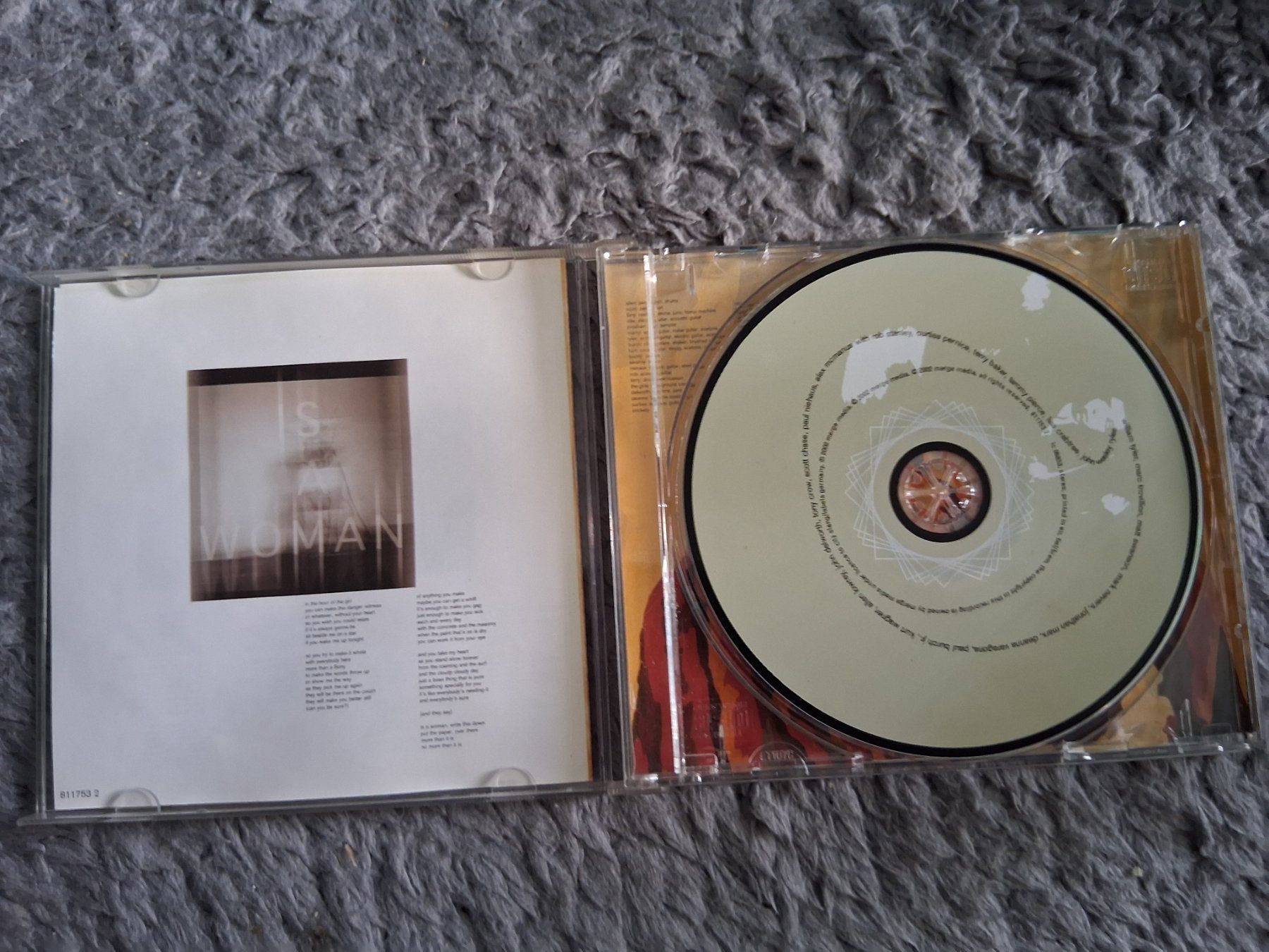 CDs: LAMBCHOP   IS A WOMAN     CD – D'occasion à Wetzikon ZH par Ramones01 2
