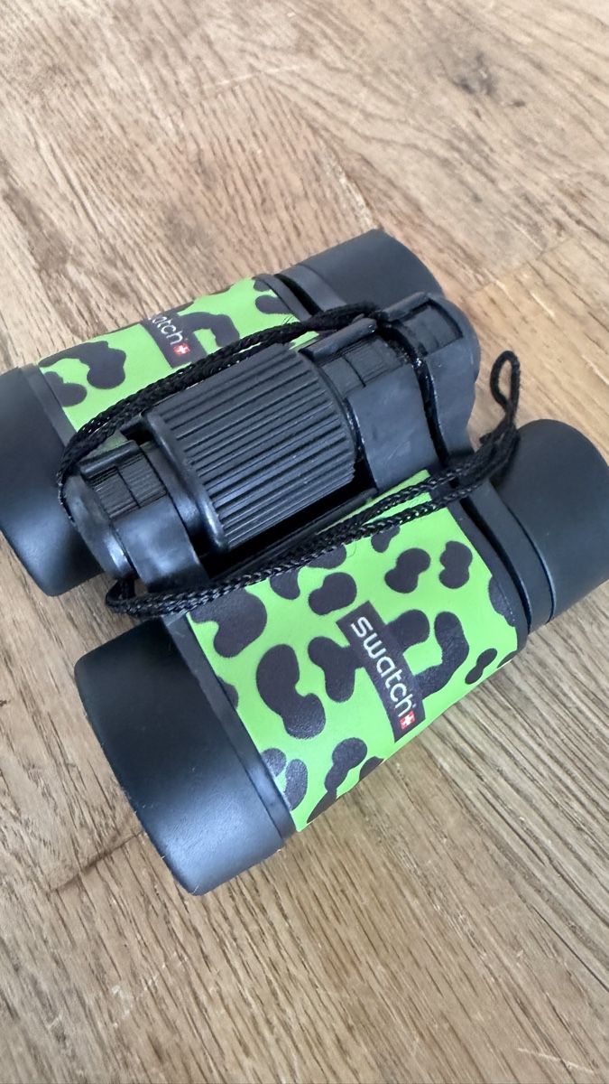 Swatch Montres: Swatch Binoculars green leopard print – Neuf (Voir description) à Lugano par bad_2t9b 3