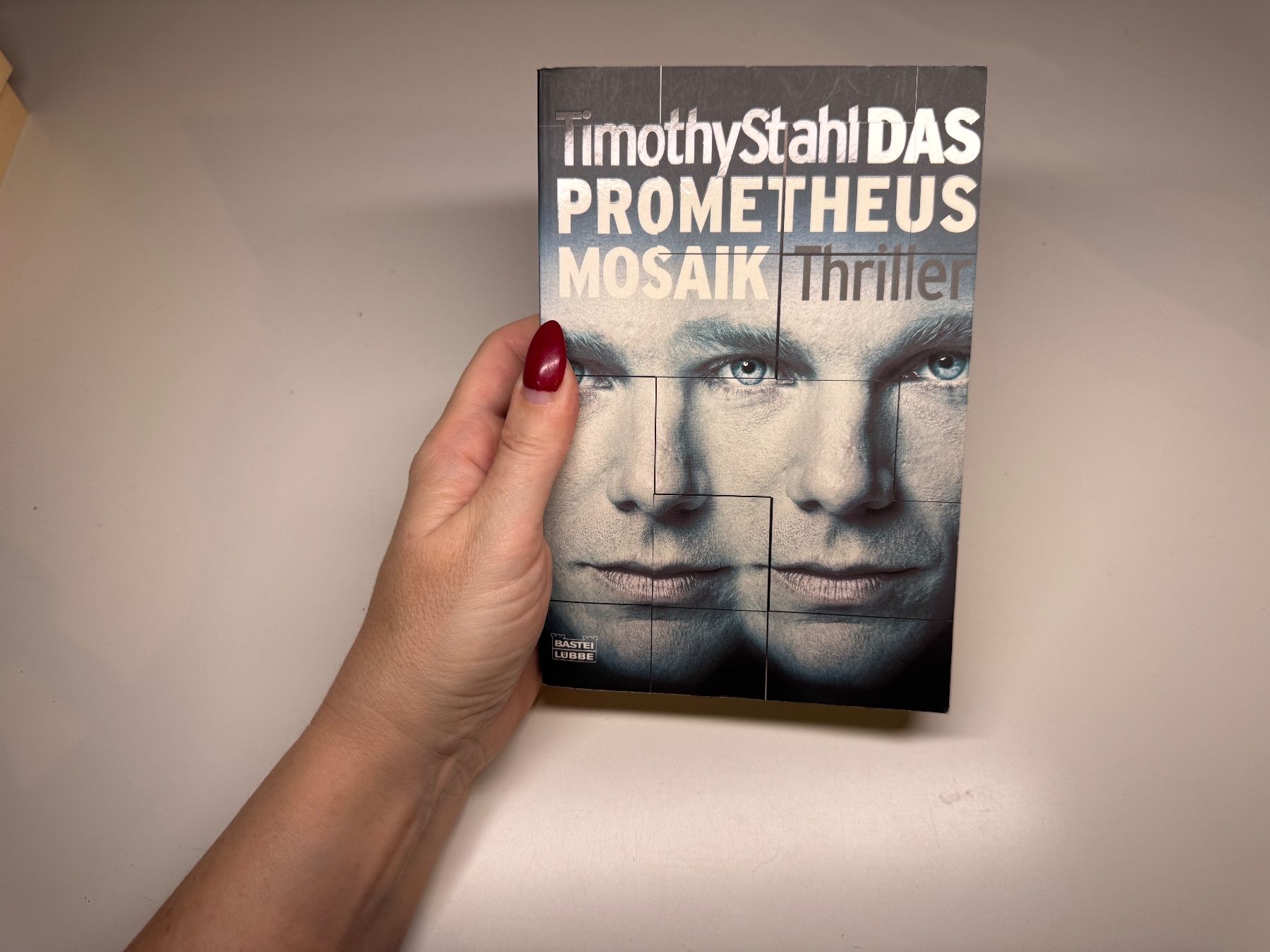 Libri: ROMAN: Timothy Stahl, Prometheus Mosaik – Usato da Grosswangen venduto da Deutsche_Romane
