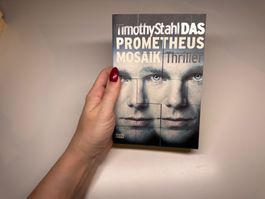 ROMAN: Timothy Stahl, Prometheus Mosaik