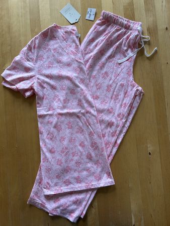 Brand new 2-piece Pajama pink size S