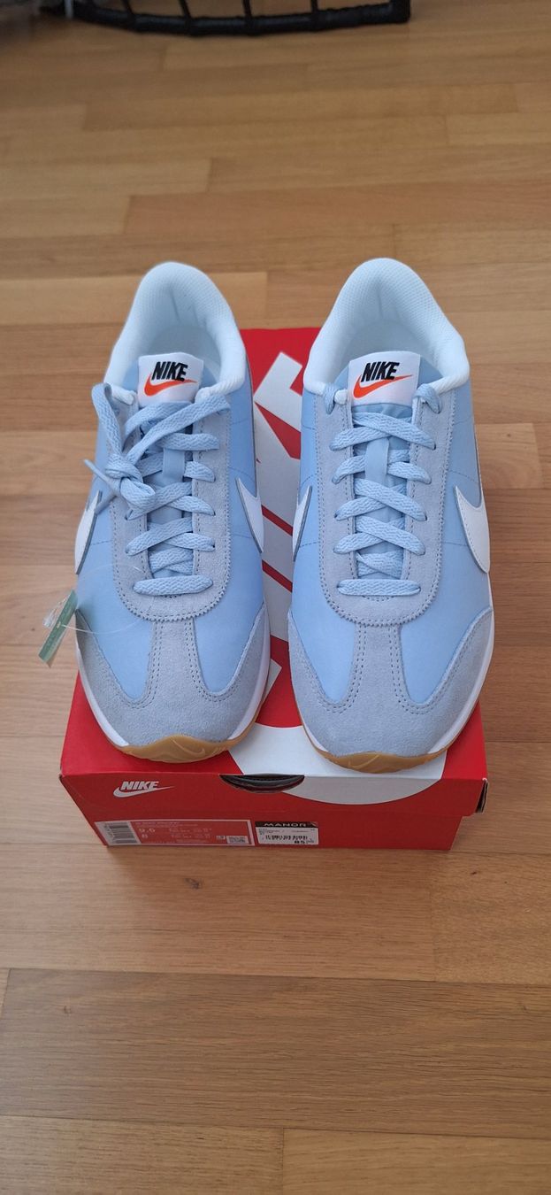 Nike Damenschuhe: W Nike Pacific – Neu und originalverpackt aus Lussery-Villars von pousinete02