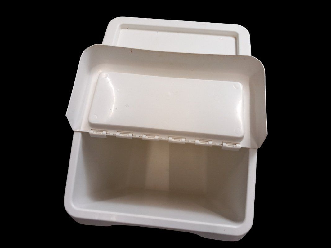 Ikea Behälter & Ähnliches: IKEA SORTERA Sortierbehälter mit Deckel 2er Set 60l – Gebraucht aus Hünenberg von Restwert_Zug 7