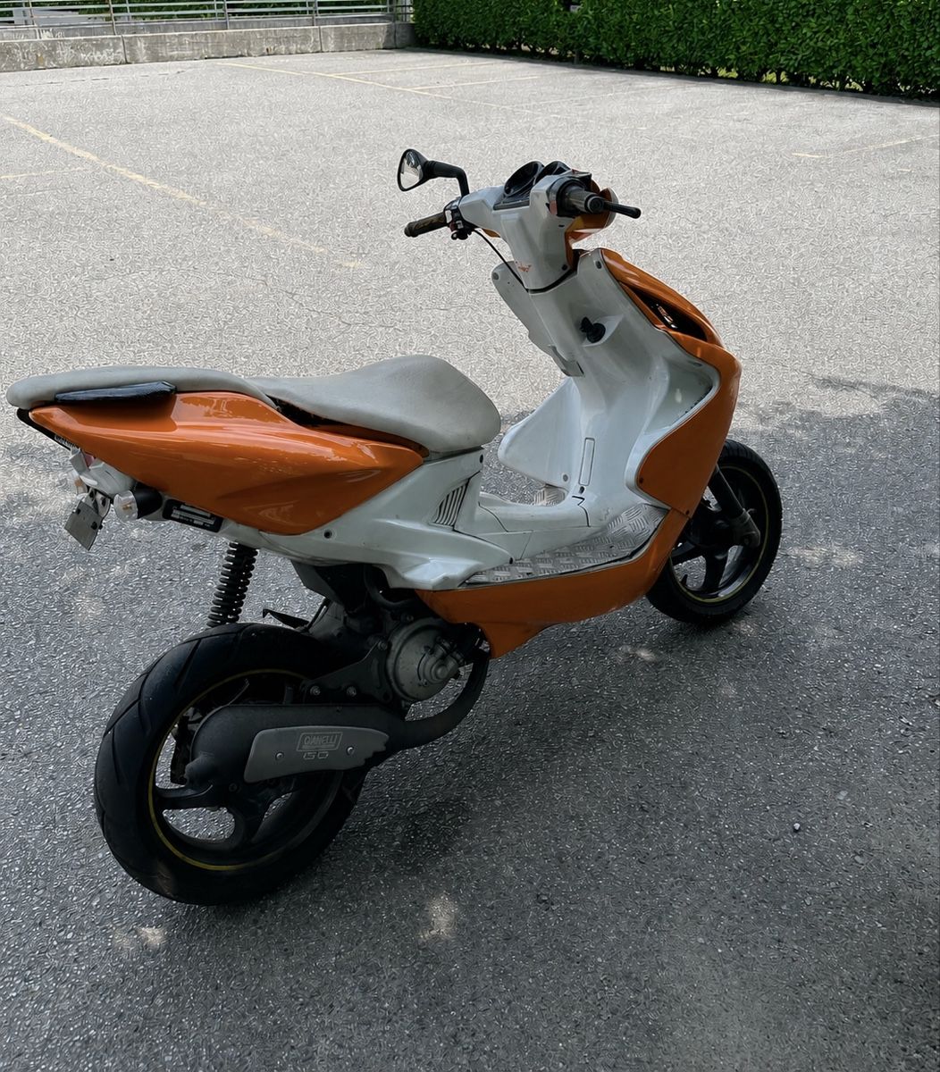 Yamaha Scooters: YAMAHA AEROX 50 – D'occasion à Bellinzona par sim_6qzp 4