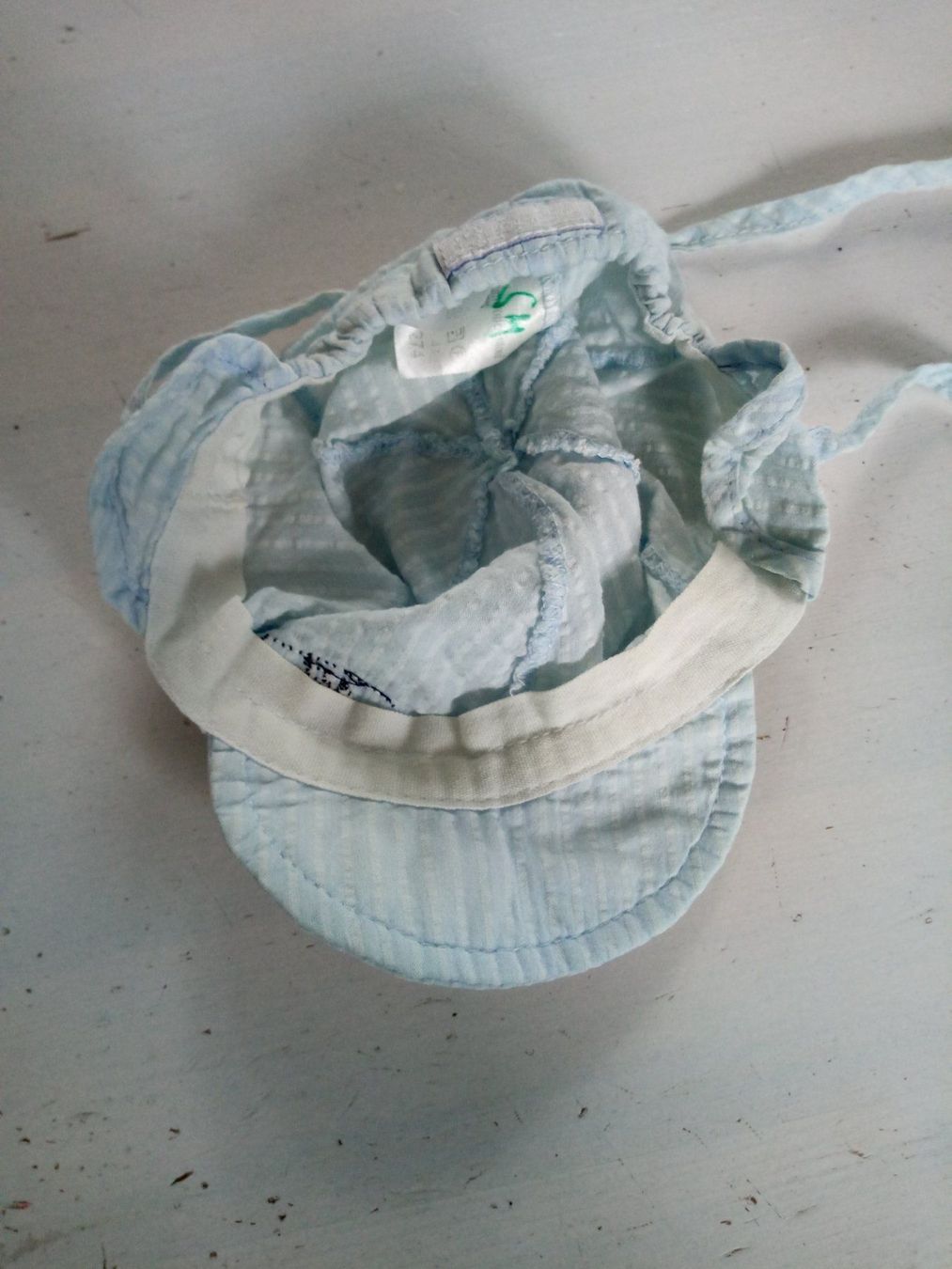 Berretti & Sciarpe: Babysonnenschirmmütze – Usato da Beckenried venduto da Havacola 3