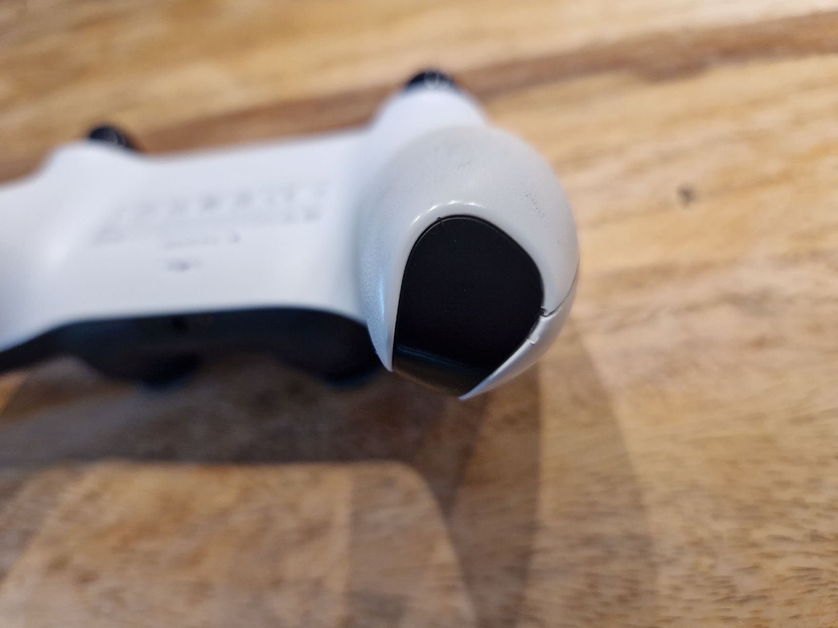Sony Controller: PS5 DualSense Controller Weiss - Leichte Gebrauchsspuren – Difettoso da Trachslau venduto da schumannmario 5