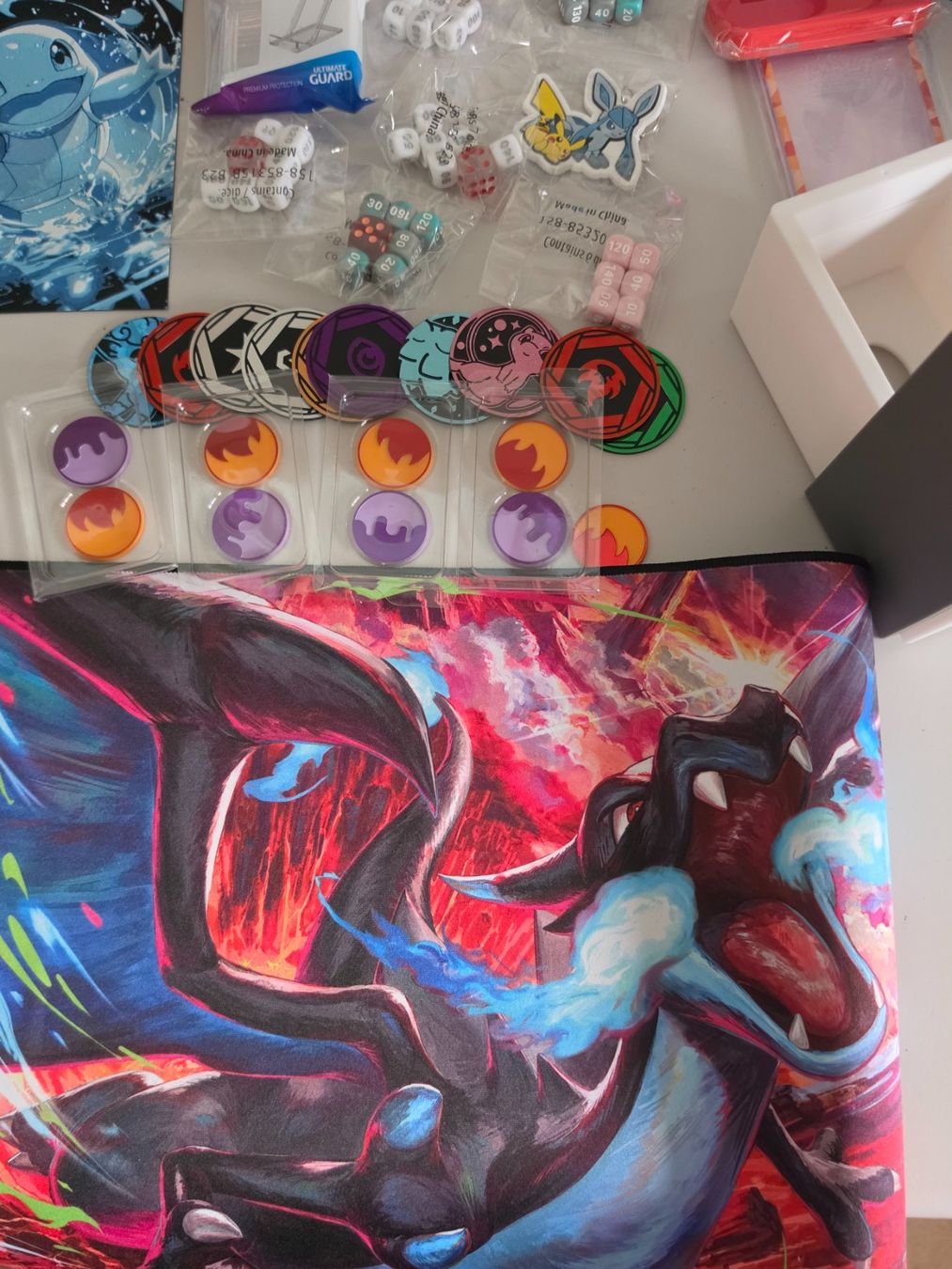 Pokémon Sammelbilder & Trading cards: Pokemon Karten Zubehör Sammlung - NEU - Charizard – Neu (gemäss Beschreibung) aus Birr von DisDas 2