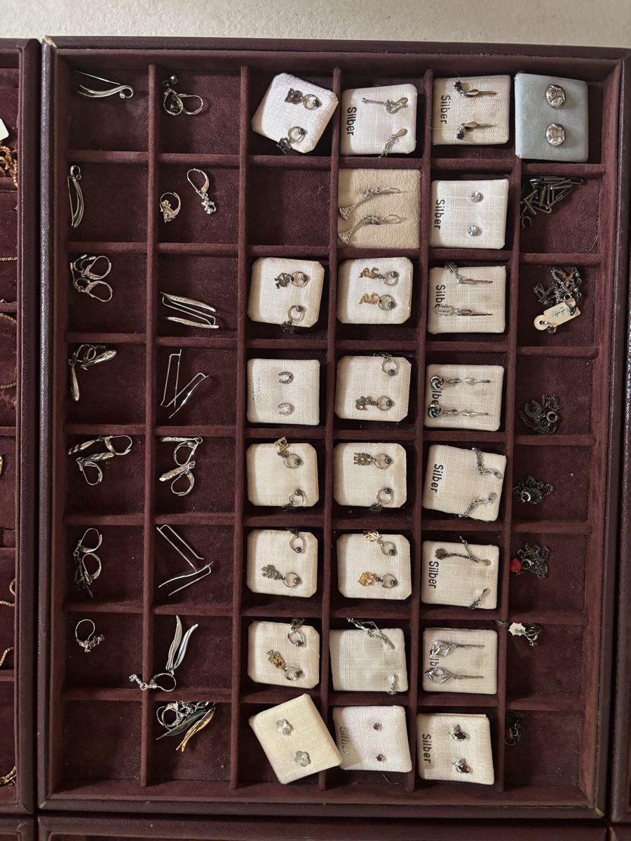 Altri gioielli: Schmuck Lot Ketten, Ohrringe, Armbänder – Nuovo (secondo la descrizione) da Rüti b. Büren venduto da CenicAG 3