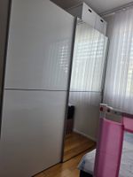 Kleiderschrank weiss mit Spiegeltüren guter Zustand