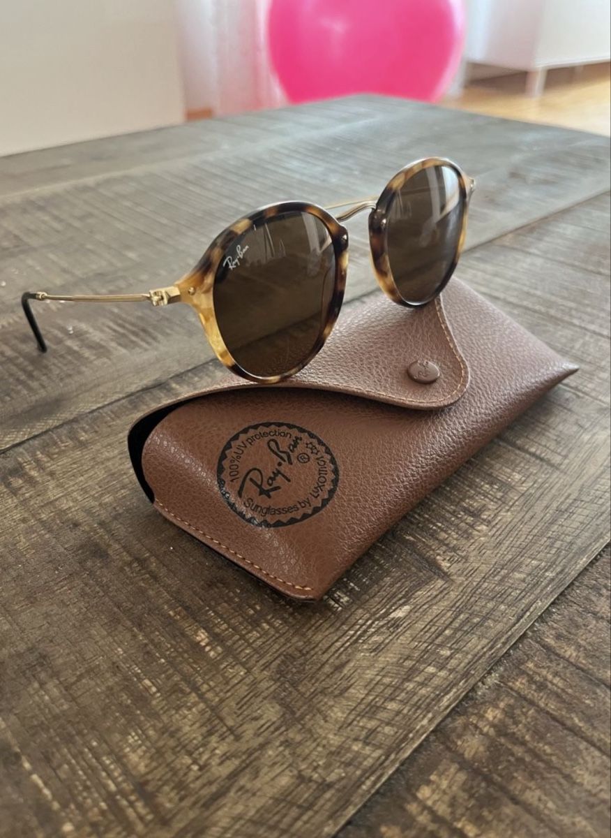 Ray-Ban Brillen & Gläser: RAYBAN SONNENBRILLE NEU – Neu und originalverpackt aus Effretikon von nad_q7kh 1