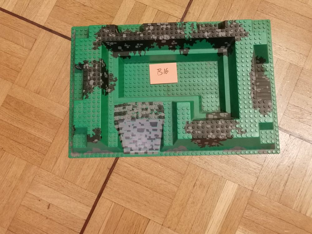 16 Lego Baseplate Relief 6090 chateau Castle (Gebraucht) in Genève für ...