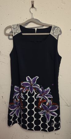 Desigual Kleid  Grösse 44 dunkelblau Blumenmuster