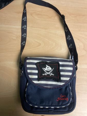 Cooles Capt‘n Sharky Umhänge Täschli