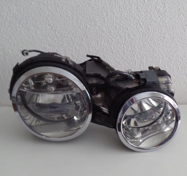 Jaguar Fari: Frontscheinwerfer Jaguar S-Type 3.0/1999 rechts – Usato da Unterentfelden venduto da handelskontor01