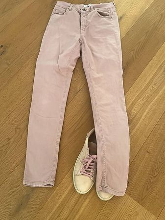 Jeans Angels mit passenden Schuhen gratis dazu