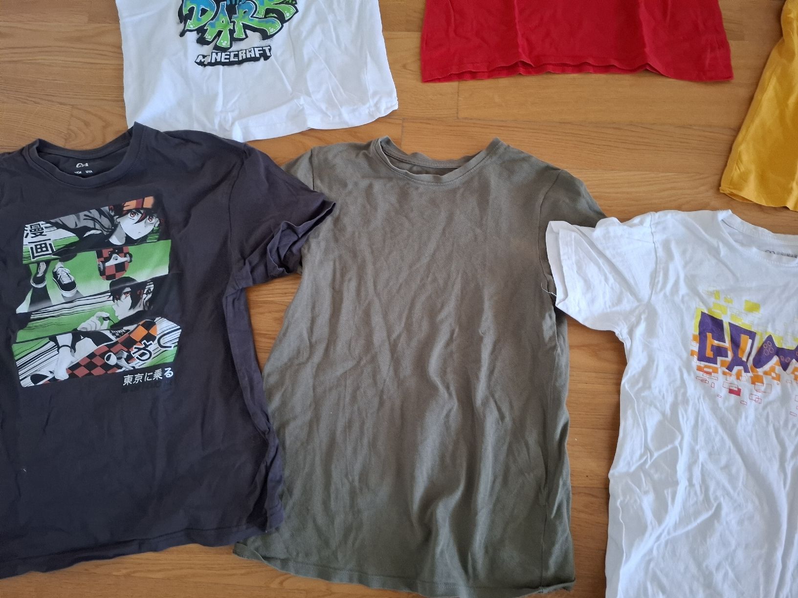 Kleiderpakete & -sets: Cooles T-Shirt-Set für Jungs, Grösse 152, Sommer ☀️ – Gebraucht aus Baar von Jhonny18 4