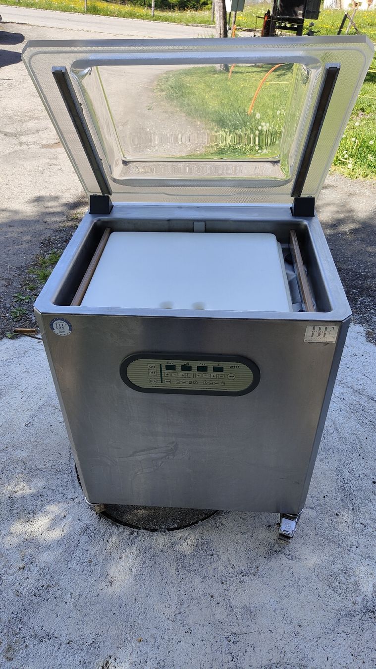 Toutes les machines: Vaccuum Maschine  – D'occasion à Aeschiried par Beo02 2