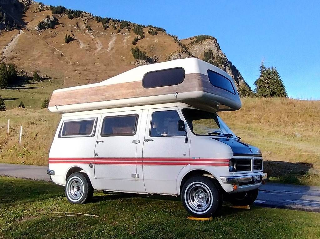 Véhicules de camping: Bedford CF250 Campervan – D'occasion à Mont-sur-Rolle par ScaleFlyer