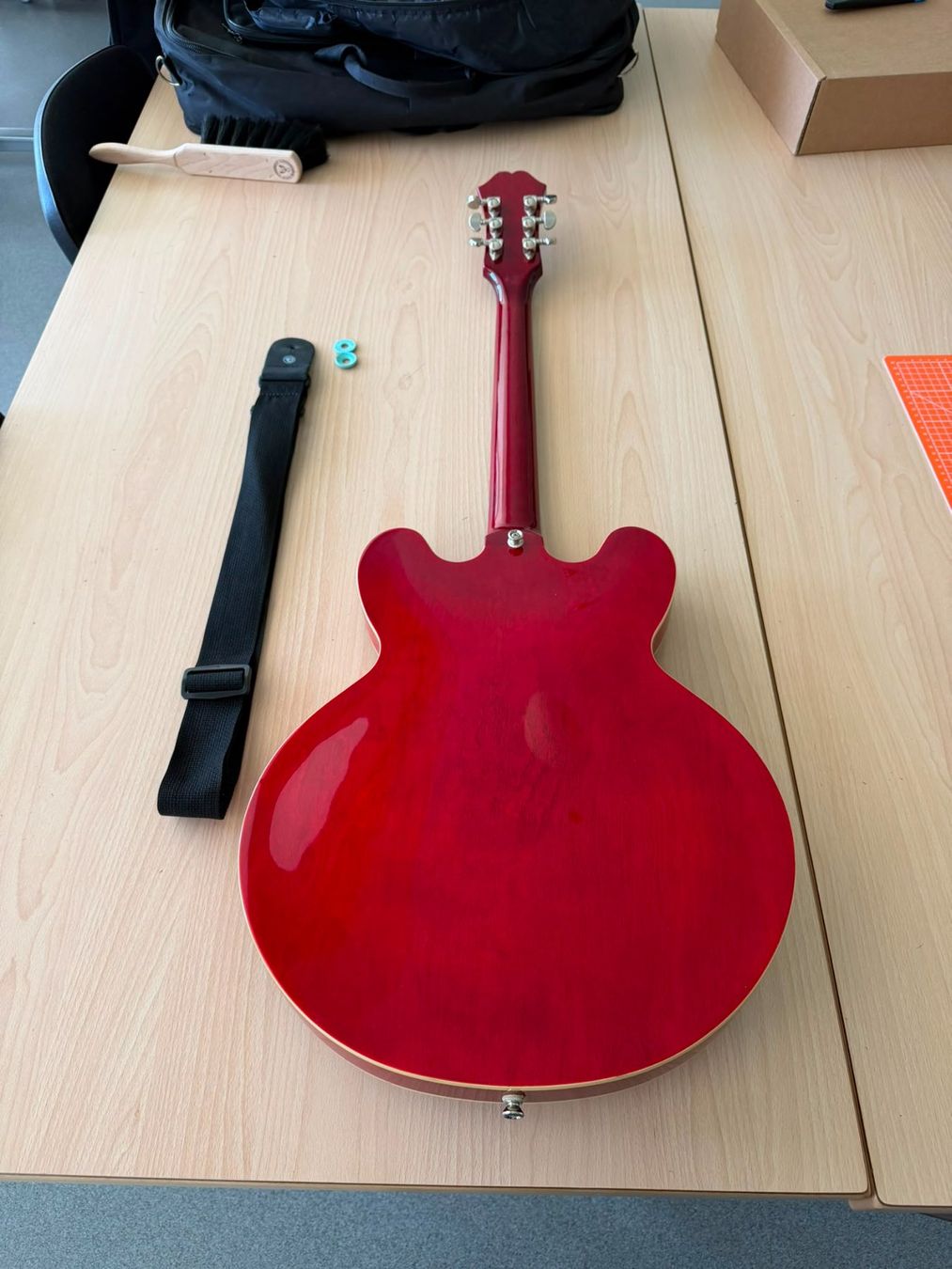 Epiphone Musikinstrumente: Magnifique Epiphone ES-335 Dot Cherry – Gebraucht aus La Chaux-de-Fonds von inf_gt2x 6