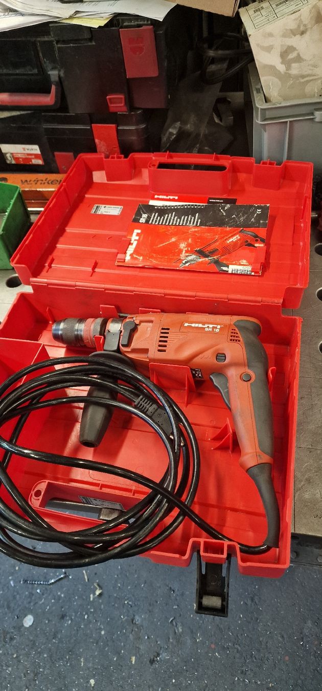 Hilti Trapani: Schlagbohrmaschine HILTI SR16 – Usato da Emmenbrücke venduto da inf_l8yf