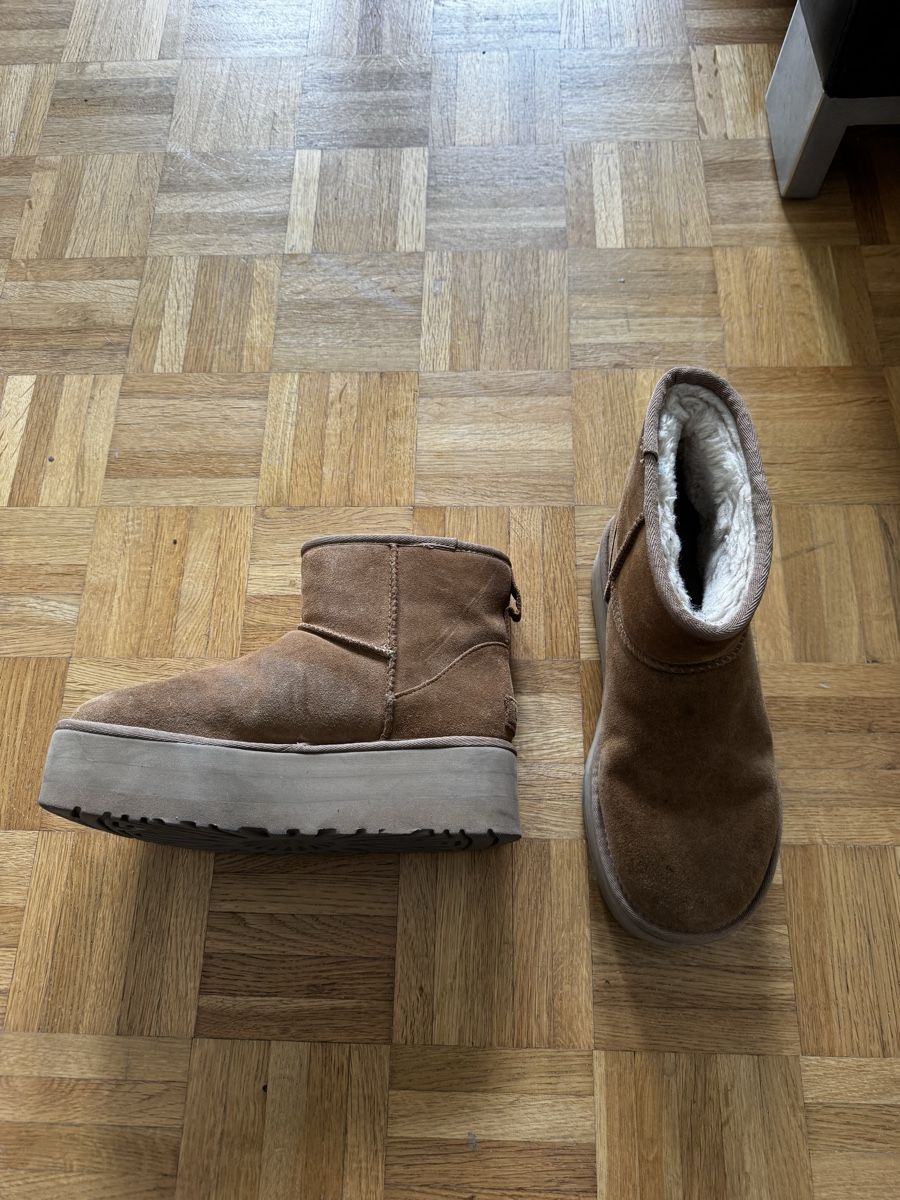 Ugg Scarpe da uomo: Ugg Platform Mini Boots 39 – Nuovo (secondo la descrizione) da Zürich venduto da forestF4iry