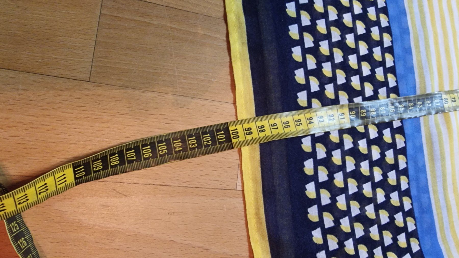 Foulards, Tücher & Schals: 🌺Rundschal🌺 – Gebraucht aus Wald ZH von CapLux 5