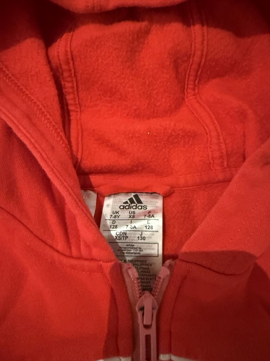 Adidas Maglioni & Felpe: Adidas Kapuzenjacke Grösse 128 – Usato da Rümlang venduto da zflyfa0001 1