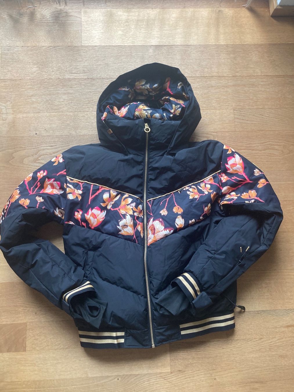 Roxy Vestes: Roxy Sky Jacke NEU!!! – Neuf avec emballage d'origine à Zürich par san_qzr2