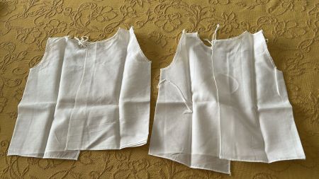 2 canottiere in cotone bianco per neonati