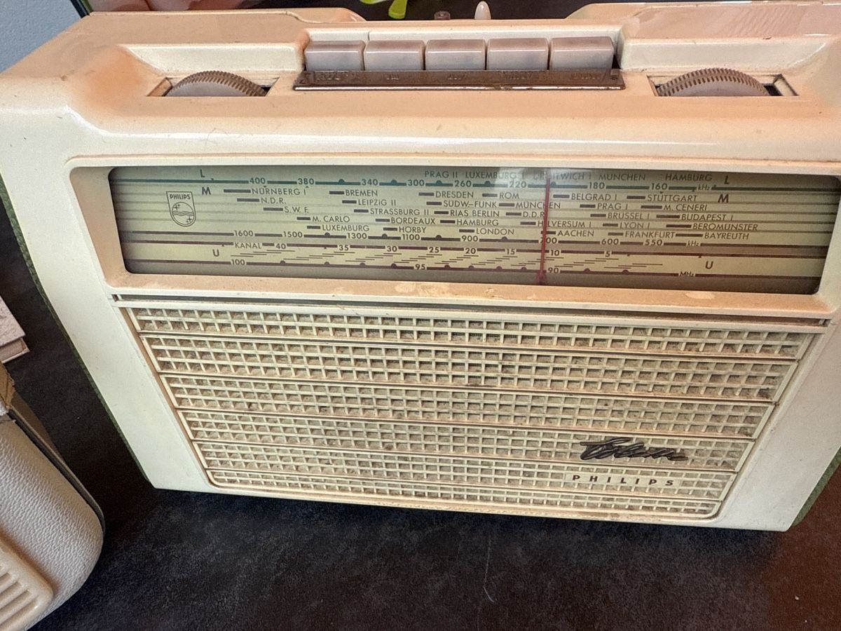 Philips Radios: Vintage Radio – Gebraucht aus Horriwil von Carrera68 2