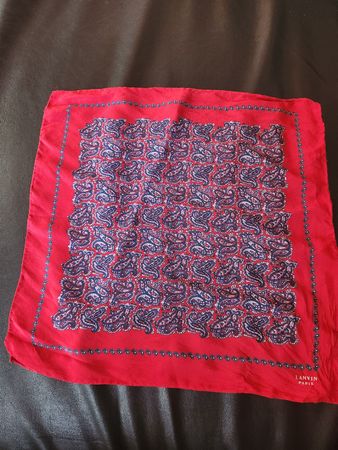 Foulard  soie Lanvin Paris motif cachemire rouge 