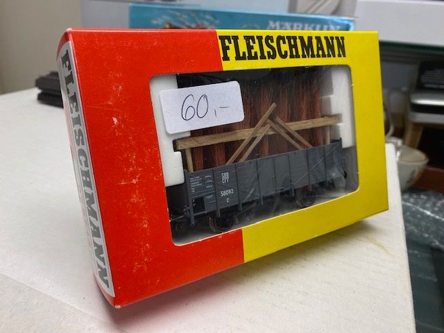 Fleischmann Modellini di ferrovie: Fleischmann 87 5715 SBB Tunnelputzwagen, neu – Nuovo e nell'imballaggio originale da Riehen venduto da AndiSBB 3