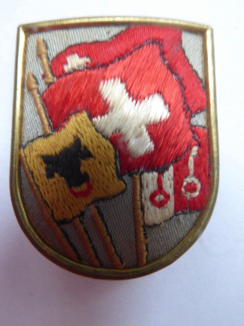 Broches & Aiguilles: 1935   1. August - Abzeichen – D'occasion à Zürich par Chaeffeler 1