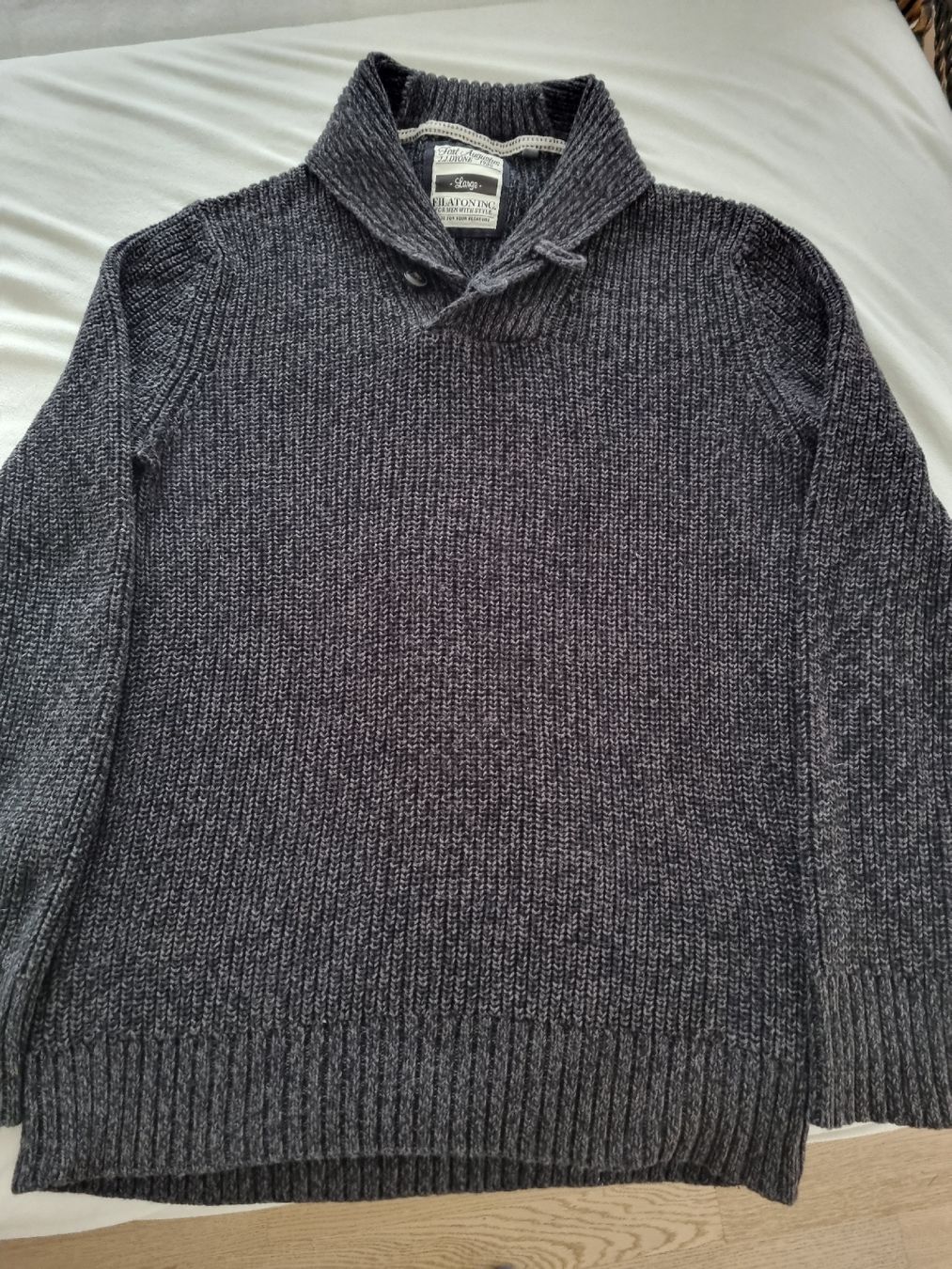 Pullover & Sweatshirts: 2 Pullover Gr. S – Gebraucht aus Steinen von turbogeiss99 1