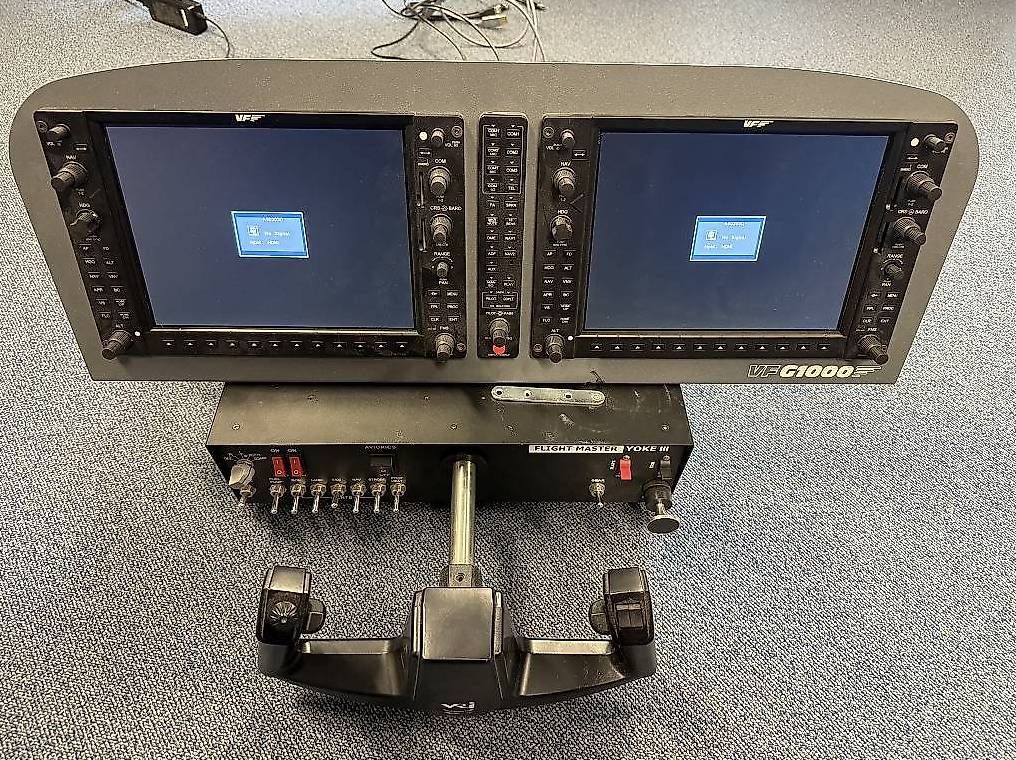 Controller: Dual G1000 Virtual Fly + Wilco Flight master yoke 3 – Usato da Küsnacht ZH venduto da CRev 3