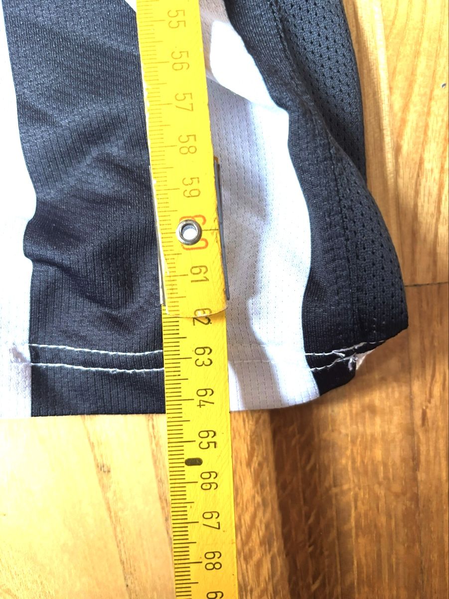 Nike Canottiere & Pantaloni: Juventus Vintage Heimtrikot – Usato da Bern venduto da Lelixino 8