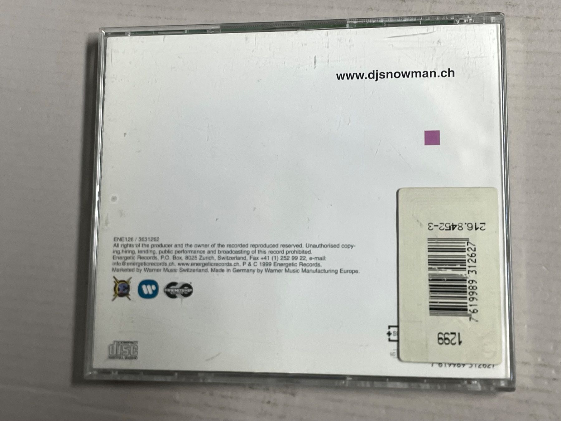 CD: DJ Snowman - Skydiver – Usato da Muri b. Bern venduto da AdidasCollector 3