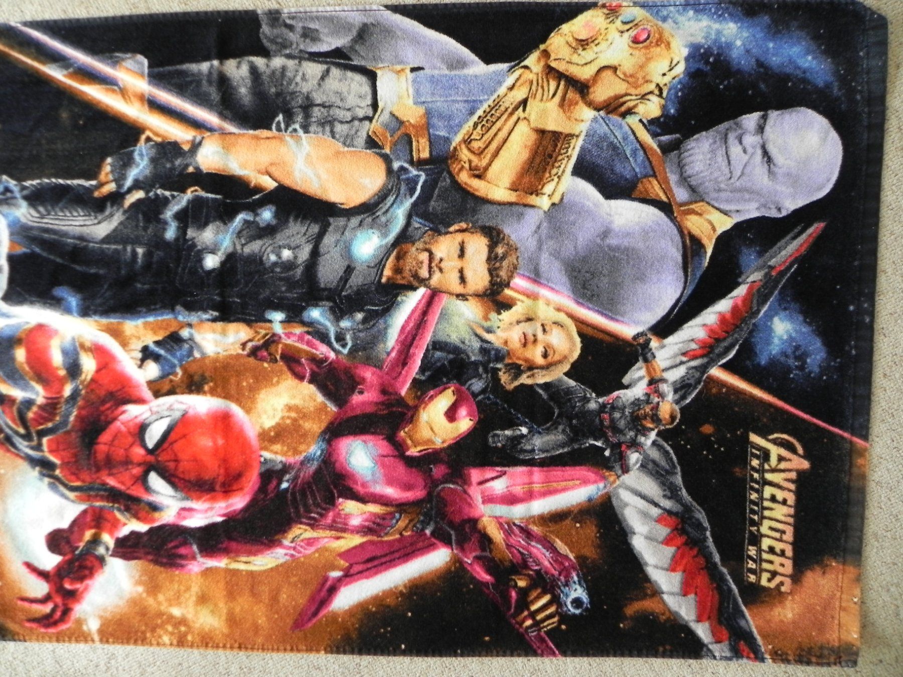 Teli da bagno: Badetuch Strandtuch Avengers Marvel – Usato da Stallikon venduto da pcerny16 5